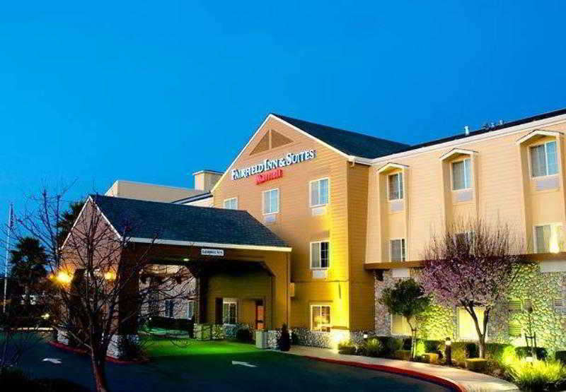 Fairfield Inn And Suites By Marriott Napa American Canyon Bagian luar foto